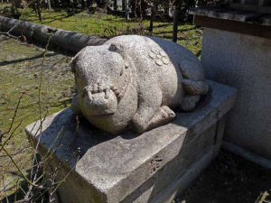 富島神社６（撫牛）ds